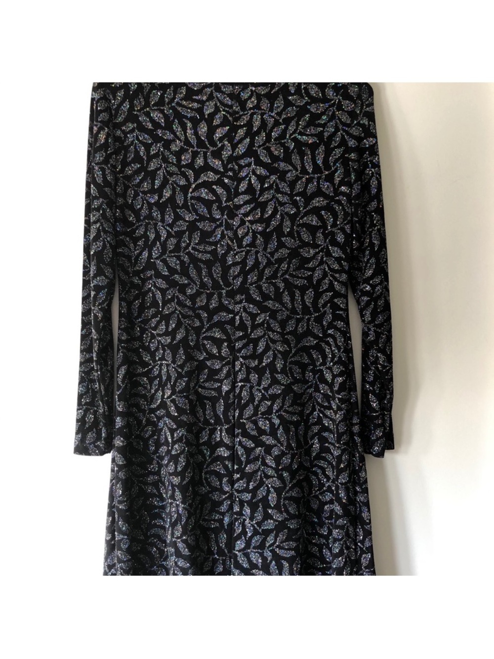 Sparkly Leaf Ronni Nicole Dress 👗 - Picture 5 of 7